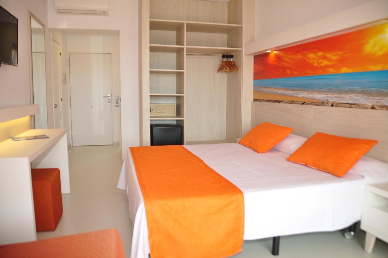 Arenas De Son Bou Otel Dış mekan fotoğraf