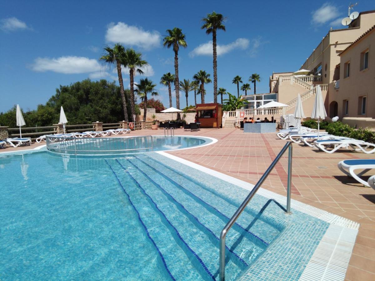 Arenas De Son Bou Otel Dış mekan fotoğraf