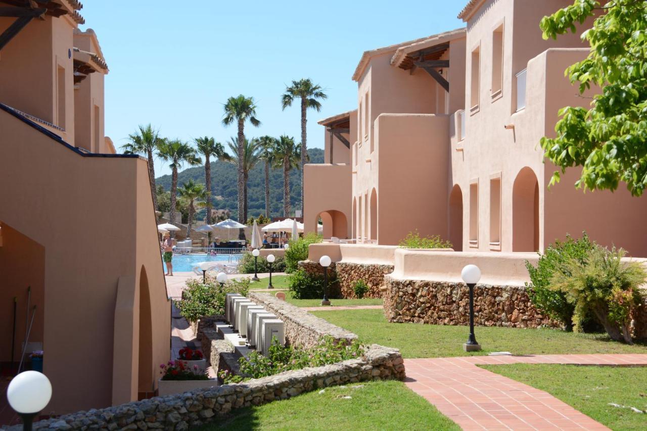 Arenas De Son Bou Otel Dış mekan fotoğraf