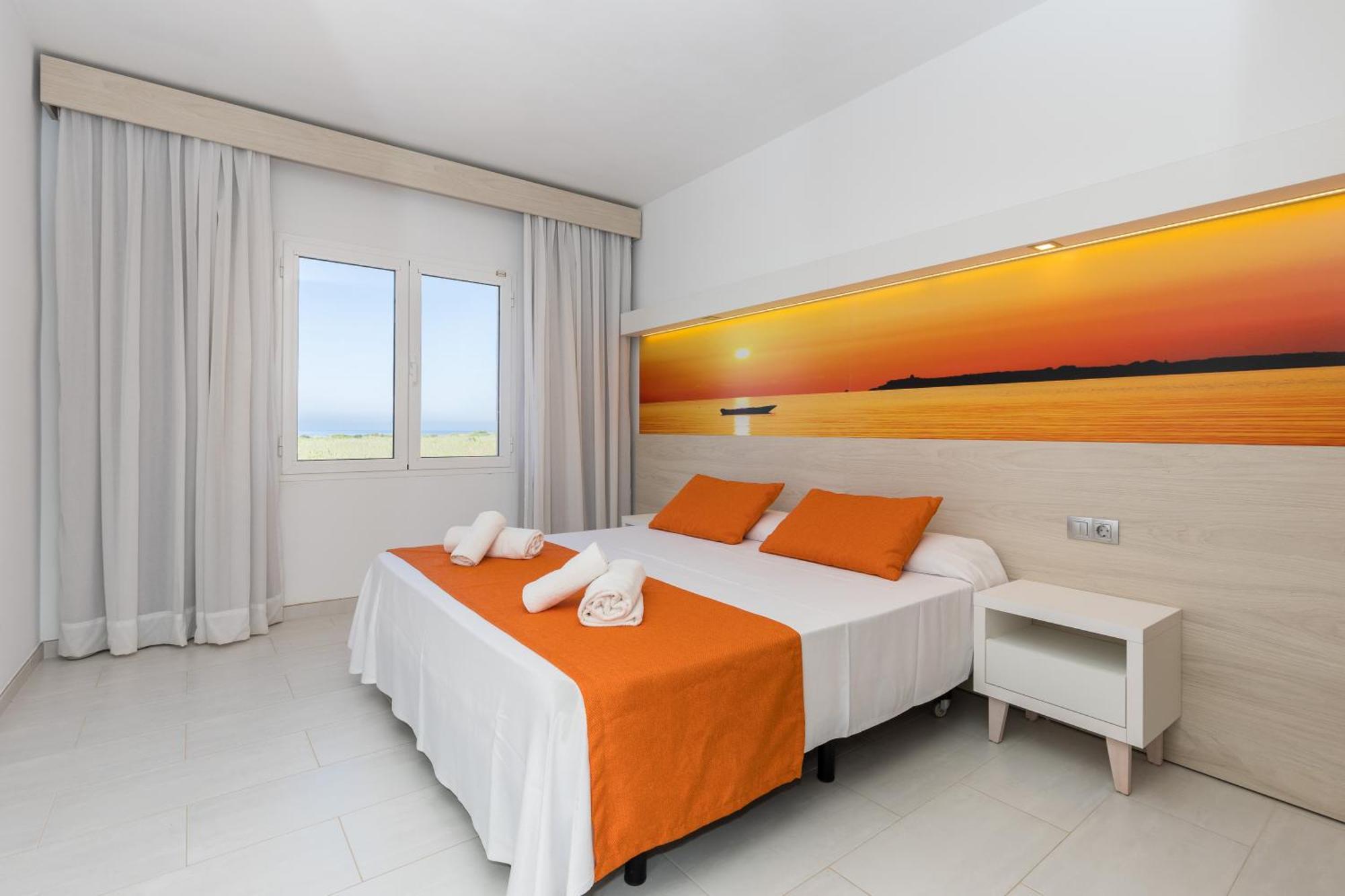 Arenas De Son Bou Otel Dış mekan fotoğraf