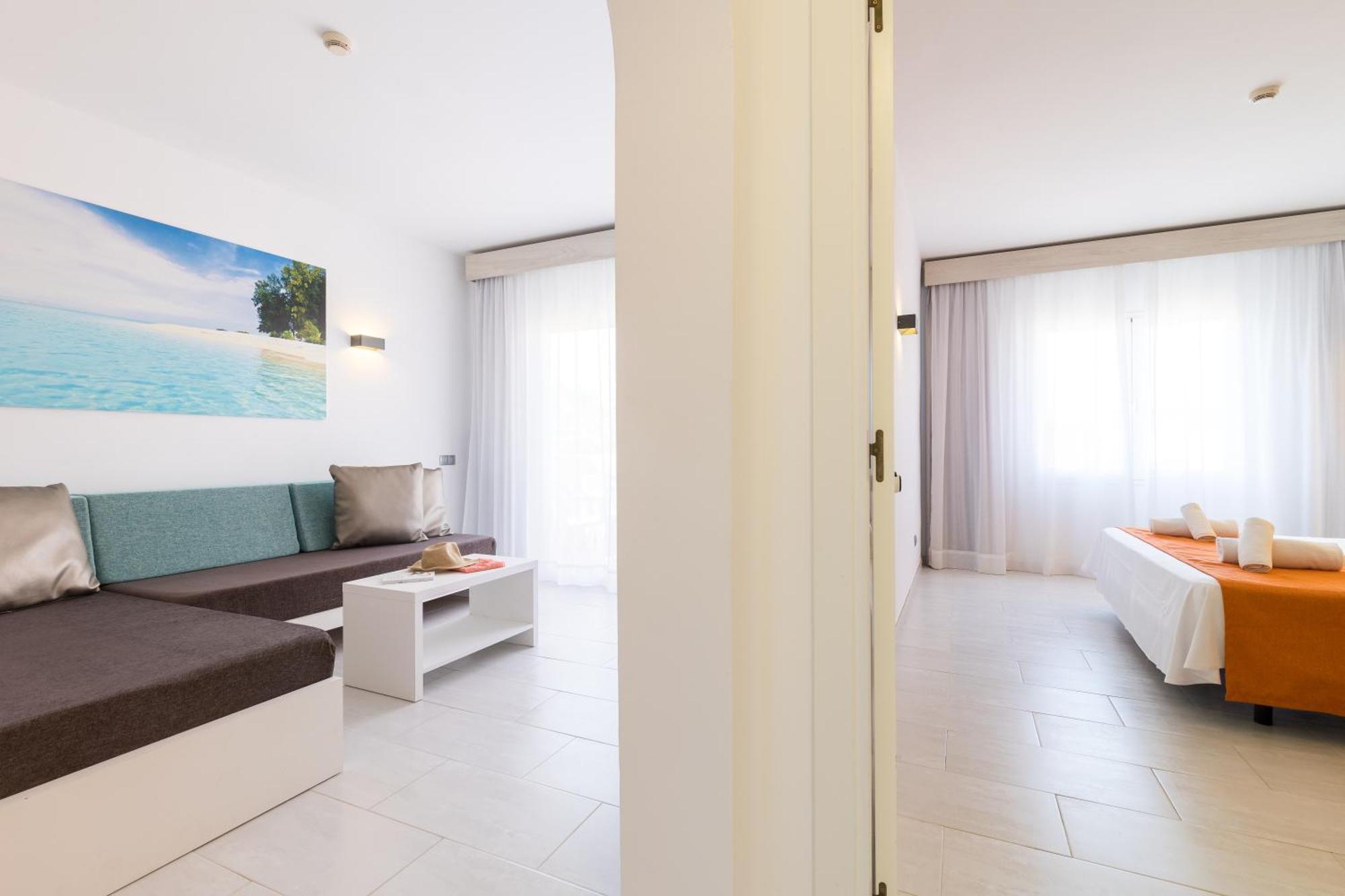Arenas De Son Bou Otel Dış mekan fotoğraf
